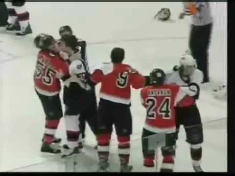 Unbelievable Hockey Fight