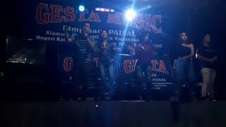 Download lagu Gesta Musik Kagunganratu Punya Party 2021 Arr. Mr. Pendok Voc. Silvie, Dinda, Natalia Vj Risky mp3 Download lagu Gesta Musik Kagunganratu Punya Party 2021 Arr. Mr. Pendok Voc. Silvie, Dinda, Natalia Vj Risky mp3