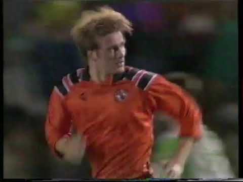 21/09/1993 - Dundee United v Hibernian - Scottish League Cup Semi-Final - Highlights
