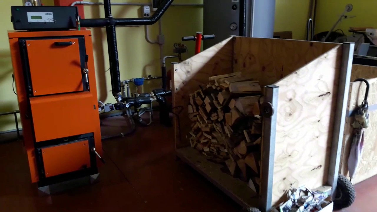 Accensione caldaia a legna-fiama rovescia