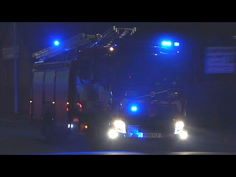 Phillips Park Pump Responding - Greater Manchester Fire And Rescue Service