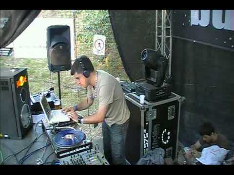 Sound Diffusion LIVE @ Urban Bug stage EXIT 2011