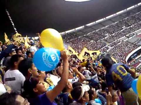 "La rebel copando el azteca" Barra: La Rebel • Club: Pumas