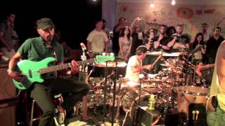 Incubus - Nowhere Fast (Live at Incubus HQ)