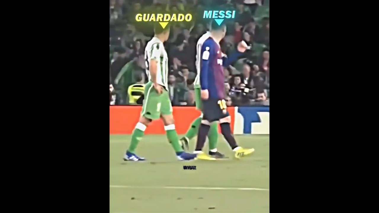 GUARDADO ADMIRES MESSI  #football #footballshorts  #messi