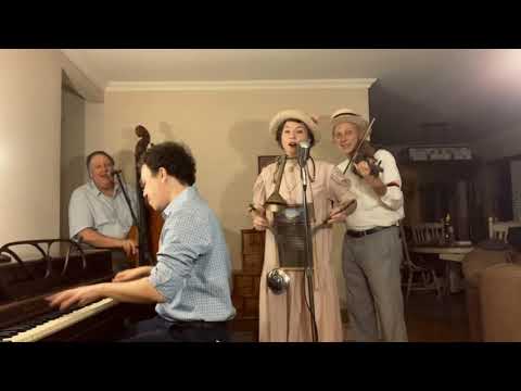 “Minnie the Mermaid” 1923 - Miss Maybell & Her Ragtime Romeos