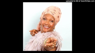 Marcia Griffiths - Steppin Out a Babylon