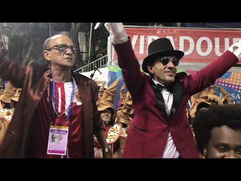 Desfile das campeãs 2019, bateria da Viradouro!