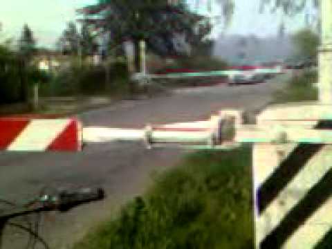 Transito di 1x ALN 776 al passaggio a livello di Terria (RI)