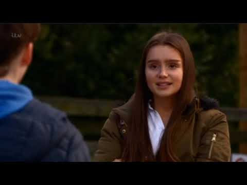 Emmerdale |Danny meets up with Sarah and chas finds the drugs at the woolpack (7th January 2021)