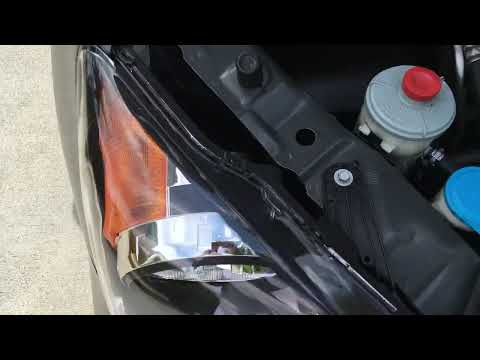 2005-2010 Honda Odyssey Headlight Bulb Replacement DIY