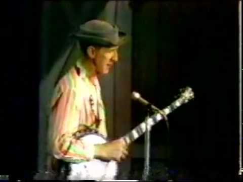 David Akeman aka Stringbean - Goin to the Grand Ole Opry.flv