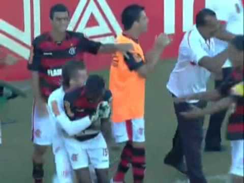 Gol do Negueba - Boa Vista 2 x 3 Flamengo [06/02/2011]