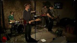 Maclean "Much Better People" - www.streamingcafe.net