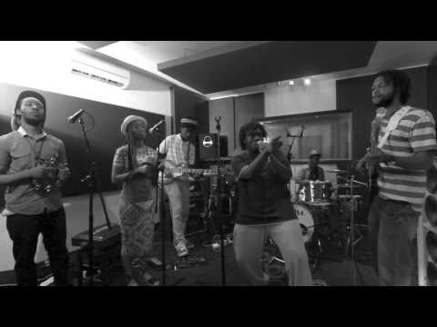 Royal Sounds feat Ras Hannibal - Departure