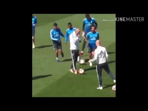 لقطه رائعه من مارسيلو في بداية تدريب المرينجي اليوم (ملك الكنترول)