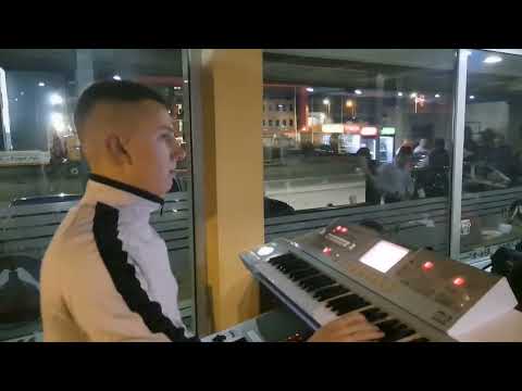 Benjo pjeva za vesele SALKOVICE i ostale goste