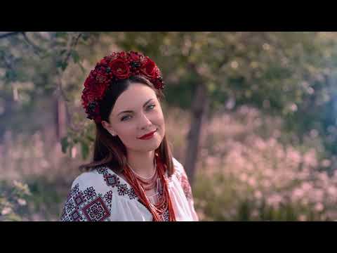 Ke ti kupam širok fustan Zuice - Zuica Lazova i Anastasija Petreska