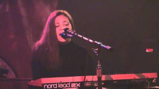 Leslie Carey Band - Good Night - MOJO 13 - 4-16-2011