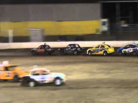 Modified Sedans 1000 - Final - Lockyer Valley Speedway - 8/3/2014