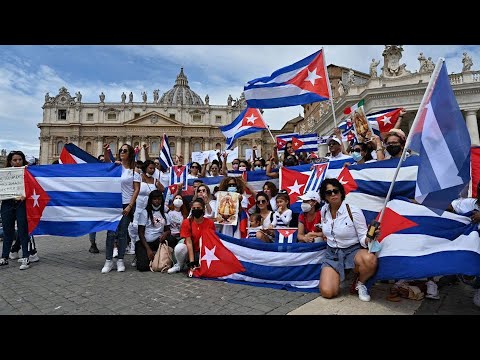 Cubanos en el VATICANO piden por la LIBERTAD DE CUBA