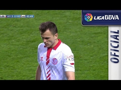 Expulsión de Cheryshev por simular un penalti en el Sevilla FC - Valencia CF