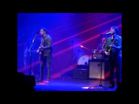 Samuel Rosa e Lô Borges - Trem de Doido