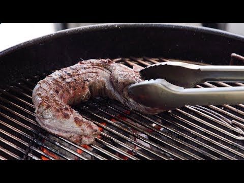 Grilla fläskfilé på vanlig kolgrill - så får man den riktigt saftig och god