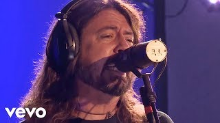 Foo Fighters - Sky Is A Neighborhood (in the Live Lounge)
