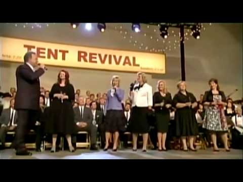 Gaither - Charlotte Ritchie Karen Peck Janet Paschal - Down To The River To Pray