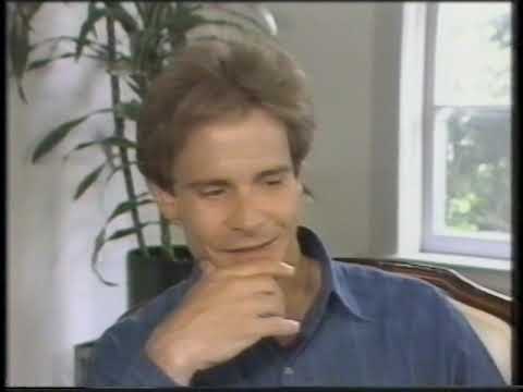 Bosom Buddies cast on Entertainment Tonight