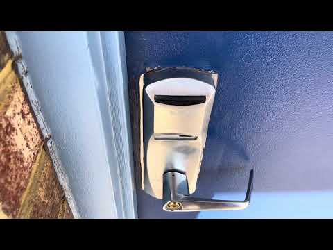 Hotel Room Tour @ Days Inn by Wyndham in NewMarket VA