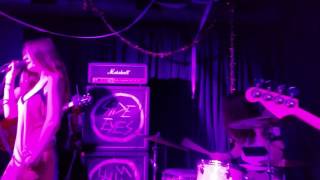 The Side Eyes - Guy/Chick