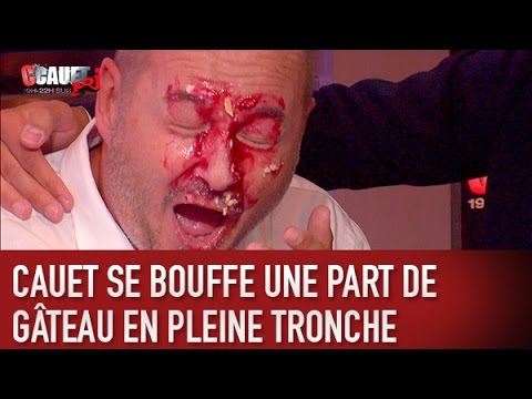 Cauet se bouffe une part de gâteau en pleine tronche - C’Cauet sur NRJ