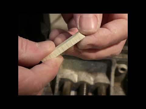 GGBO2022 Great Guitar Build Off Scratch Build Chapter Sixteen - He's a nutter!