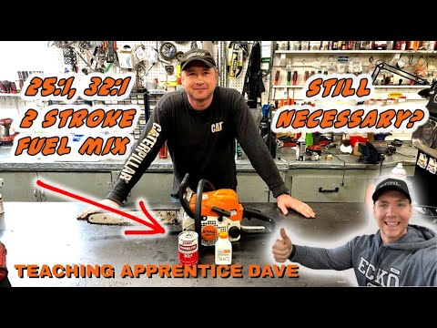 Should I Mix 2 Stroke Fuel At 32:1 For My Old Chainsaw? Teaching Apprentice Dave