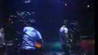 Living End &quot;Get a Kick out of you&quot;