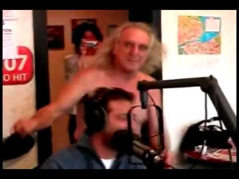 Jango Edwards chez ONE FM 2005