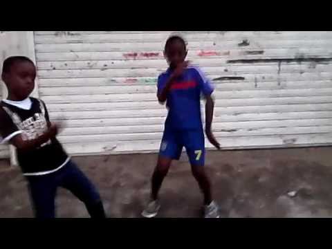 Danse (Masto la jungle)