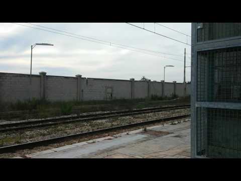 INTERCITY 605 Milano Centrale-Taranto in transito a Modugno Posto di Blocco n3
