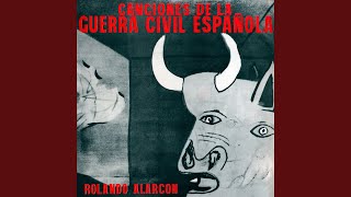 Kadr z teledysku Gallo rojo, gallo negro tekst piosenki Rolando Alarcón