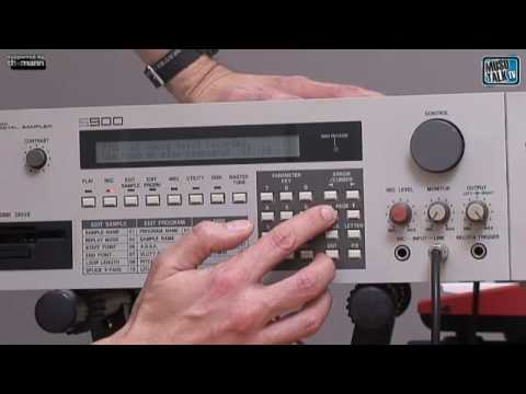 Akai S 900 Sampler