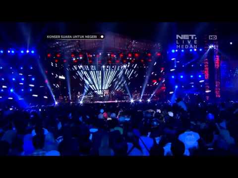 Konser Iwan Fals Ft. Andra and The Backbone di NET TV - Hitamku
