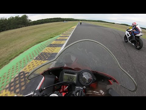 Pannonia-Ring mit Honda CBR600F - Erstes Mal Rennstrecke