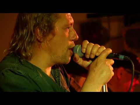 Memphis Belle - Call me the breeze