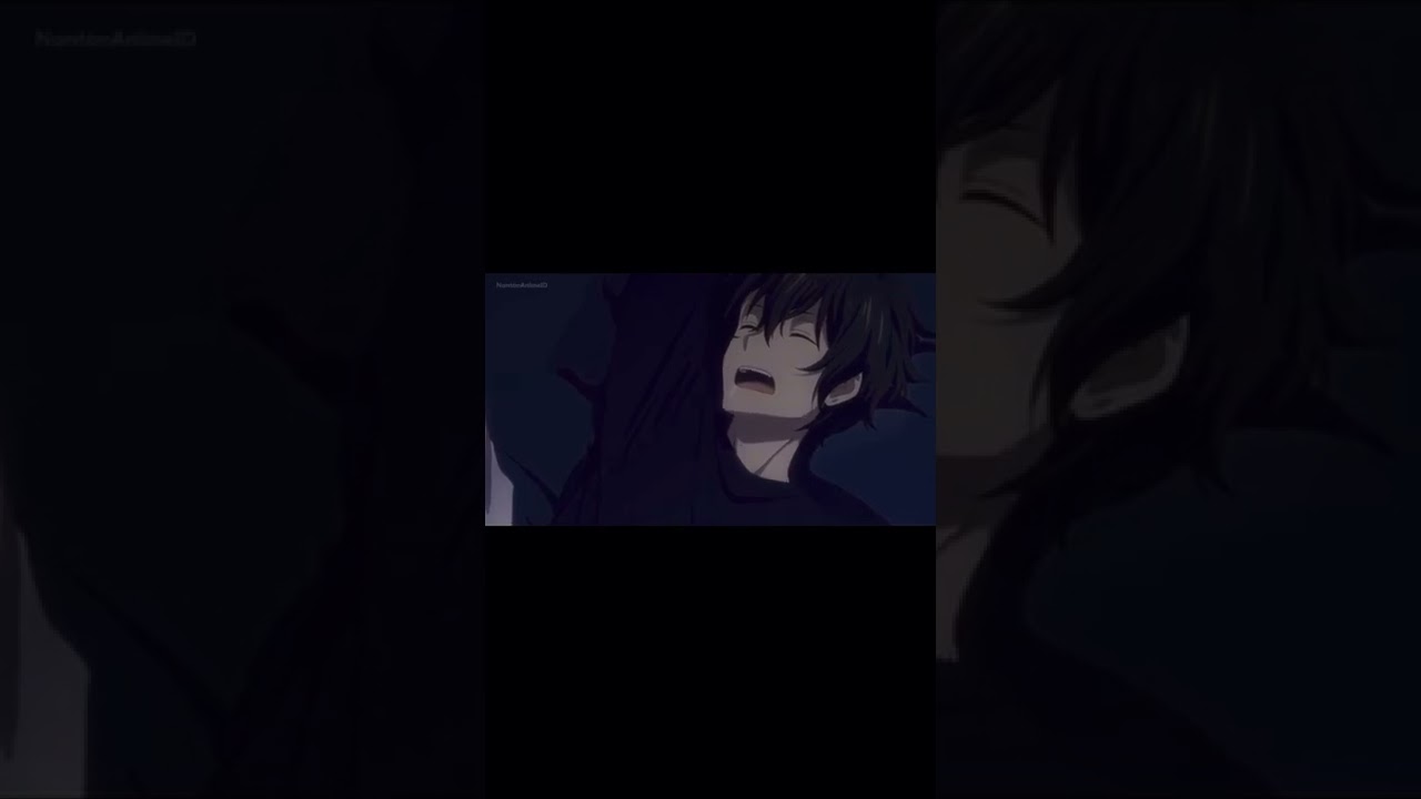 quietly in the photo when the boyfriend is sleeping 🤣 |Engage kiss