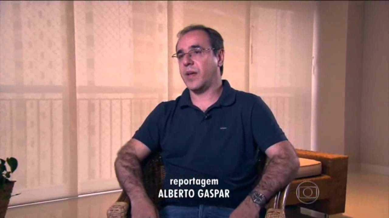 Transplante de cabelo pode causar foliculites - Matéria TV Globo Bem Estar