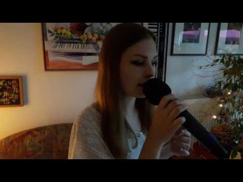 Half the world away (Oasis/Aurora) - Cover by mélie