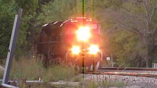 preview picture of video 'Ferromex ES44AC 4651 leads Passenger Cars w/ Wide Loads!!!! (09/27/2011)'