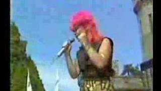 TOYAH IEYA '82 Hold Tight